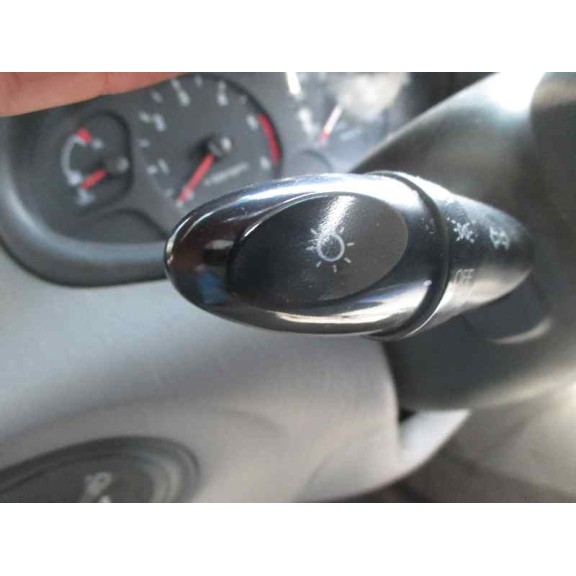 hyundai lantra berlina (rd) del año 1999