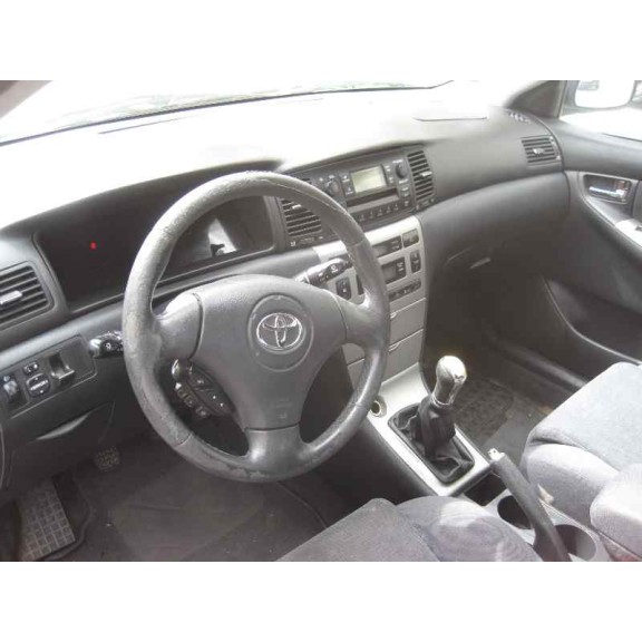 toyota corolla (e12) del año 2003