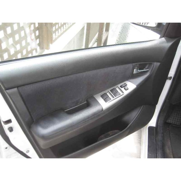 toyota corolla (e12) del año 2003