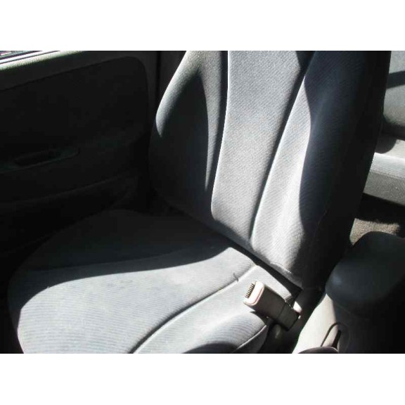 hyundai lantra berlina (rd) del año 1999