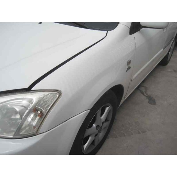 toyota corolla (e12) del año 2003