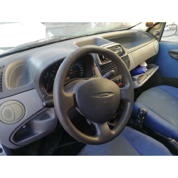 fiat punto berlina (188) del año 2003