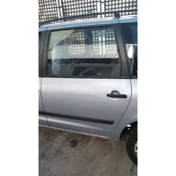 ford galaxy (vy) del año 2004