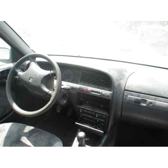 citroën xantia berlina del año 1999