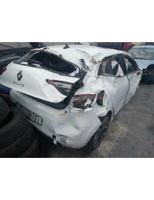 renault clio v del año 2020