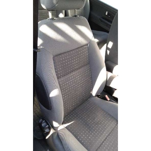 ford galaxy (vy) del año 2004