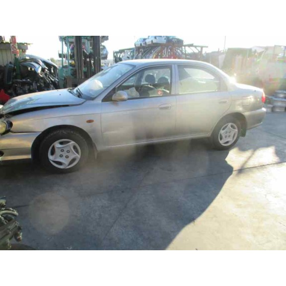 kia sephia ll del año 2000