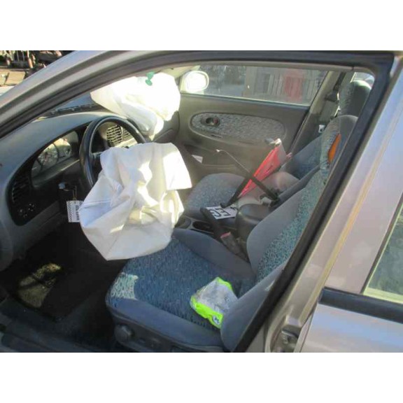 kia sephia ll del año 2000