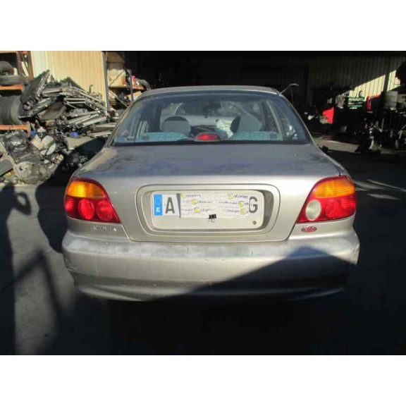 kia sephia ll del año 2000
