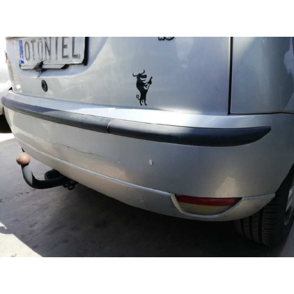 ford focus berlina (cak) del año 2004