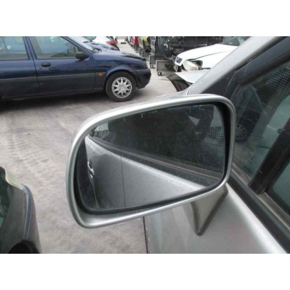 toyota corolla verso (r1) del año 2006