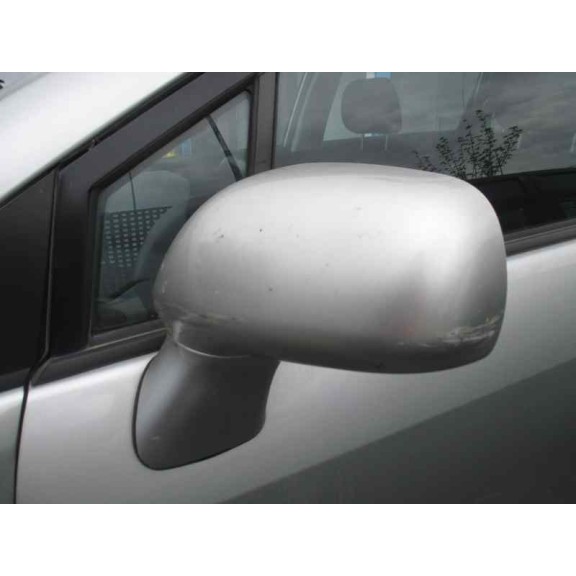 toyota corolla verso (r1) del año 2006