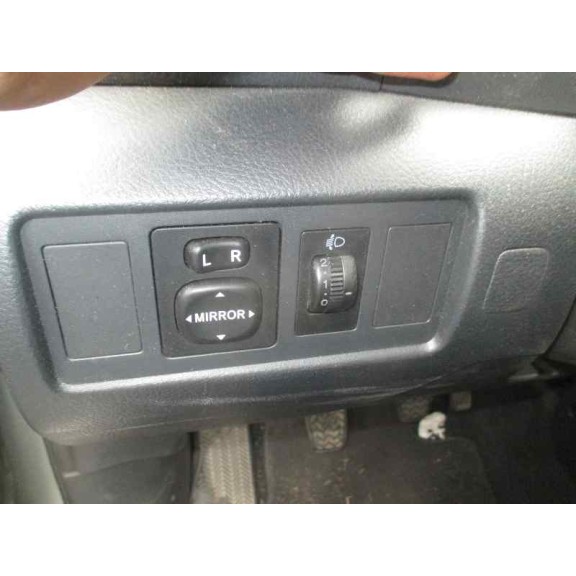 toyota corolla verso (r1) del año 2006