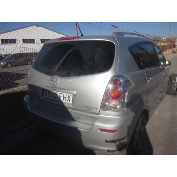 toyota corolla verso (r1) del año 2006