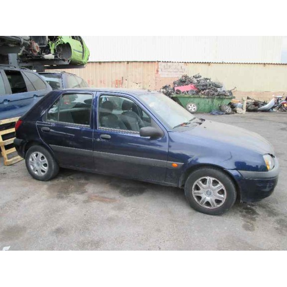 ford fiesta berlina (dx) del año 2000