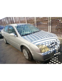 opel vectra c berlina del año 2004