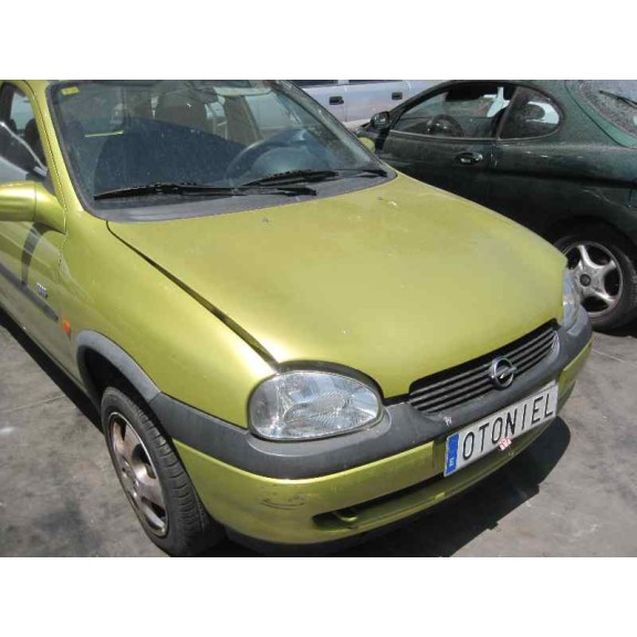 opel corsa b del año 2000
