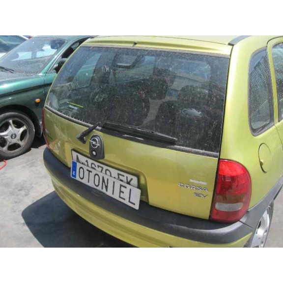 opel corsa b del año 2000