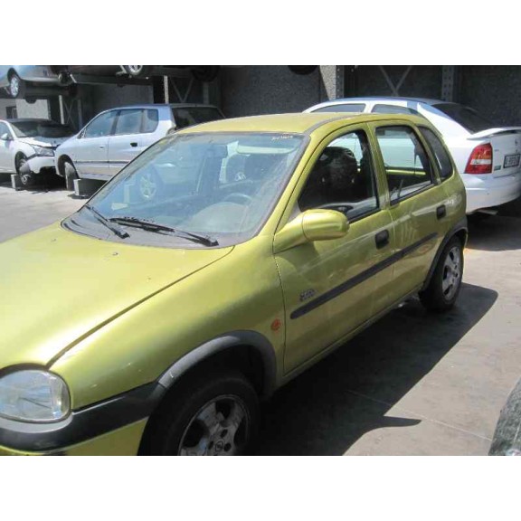 opel corsa b del año 2000