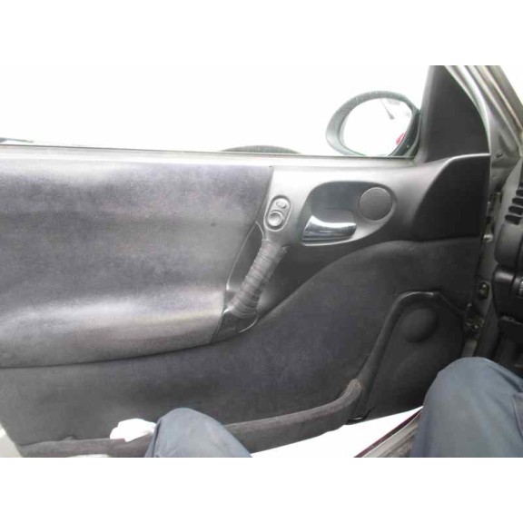 opel vectra b berlina del año 2000