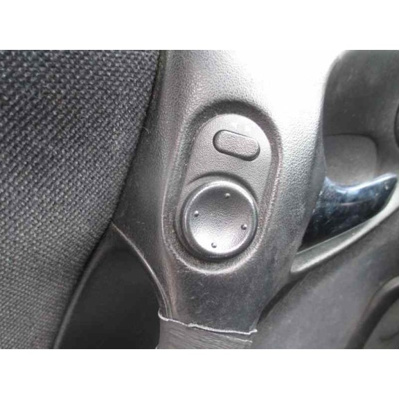 opel vectra b berlina del año 2000