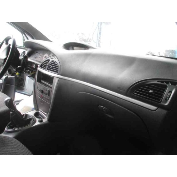 citroën c5 berlina del año 2005