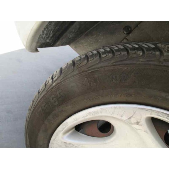 peugeot 206 berlina del año 2002