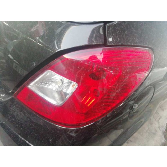 opel corsa d del año 2010