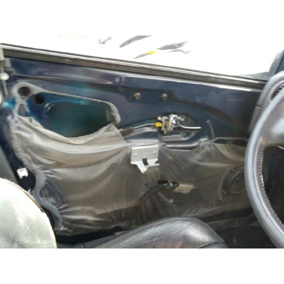 volvo v40 familiar del año 2002