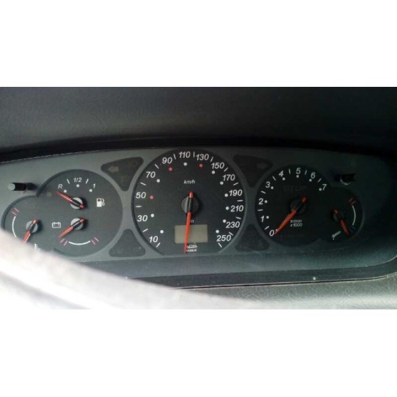 citroën c5 berlina del año 2003