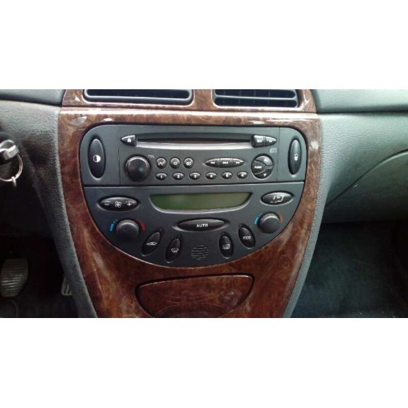 citroën c5 berlina del año 2003