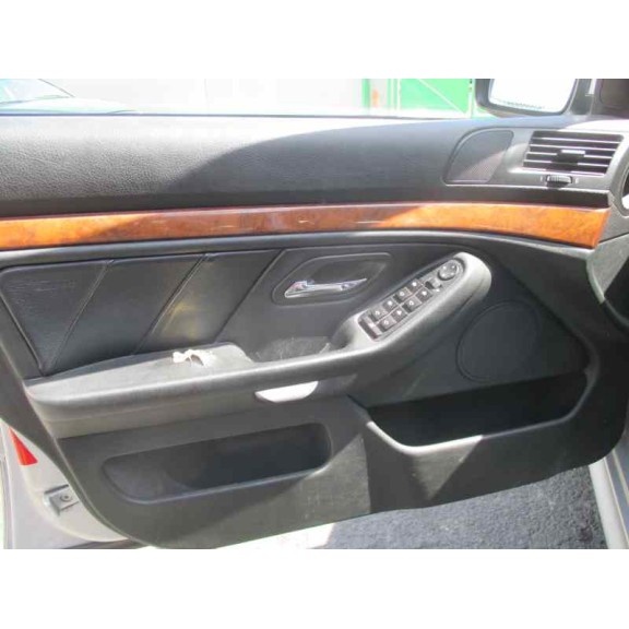 bmw serie 5 berlina (e39) del año 2001