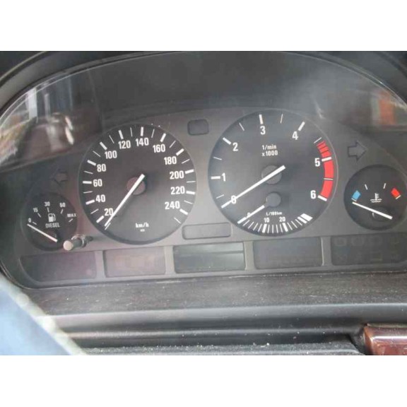 bmw serie 5 berlina (e39) del año 2001