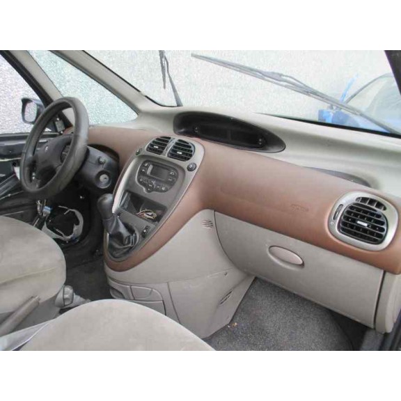 citroën xsara picasso del año 2002