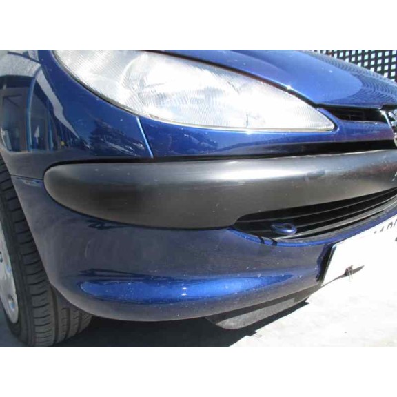 peugeot 206 berlina del año 2001