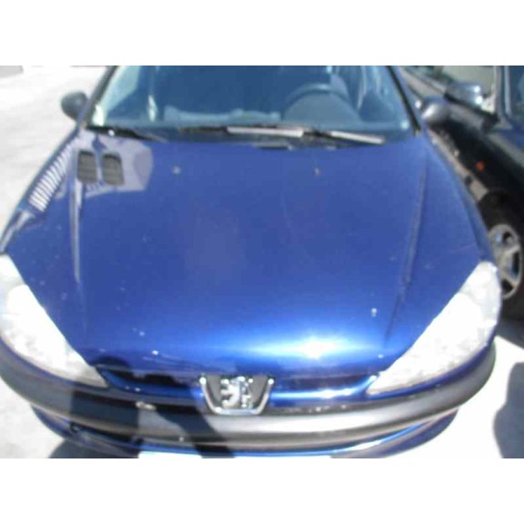 peugeot 206 berlina del año 2001