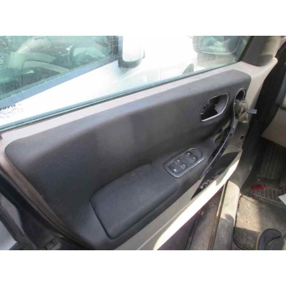 renault megane ii classic berlina del año 2004