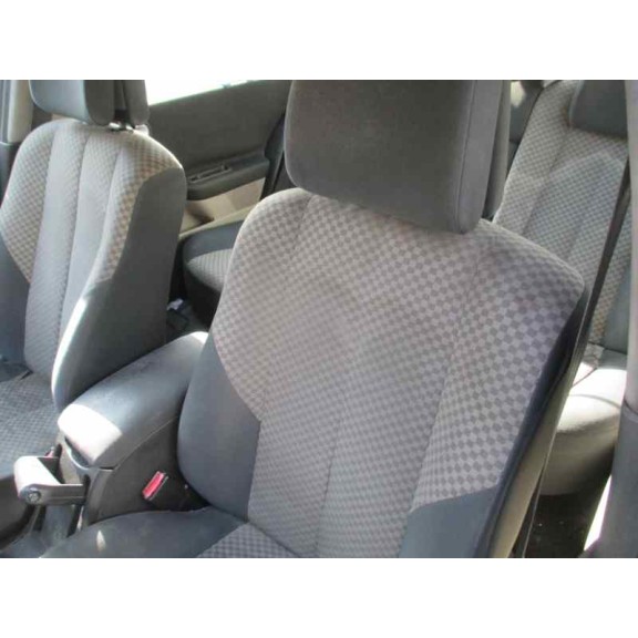 renault megane ii classic berlina del año 2004