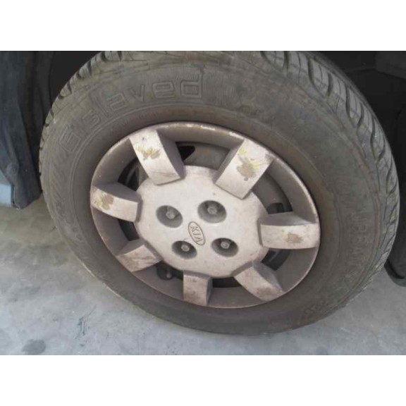 kia rio del año 2000