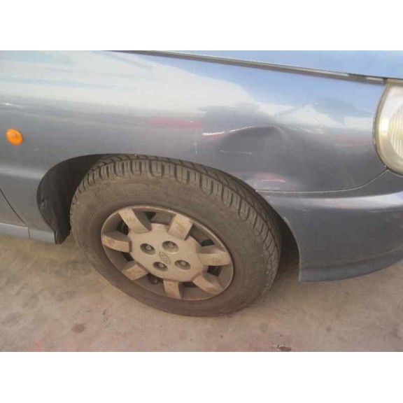 kia rio del año 2000