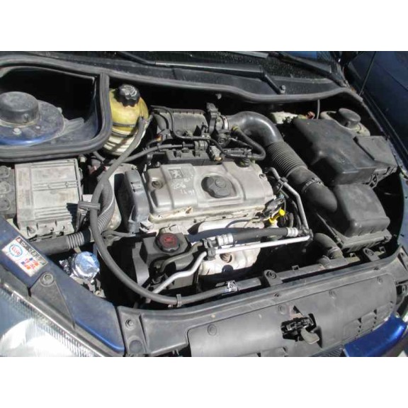 peugeot 206 berlina del año 2001