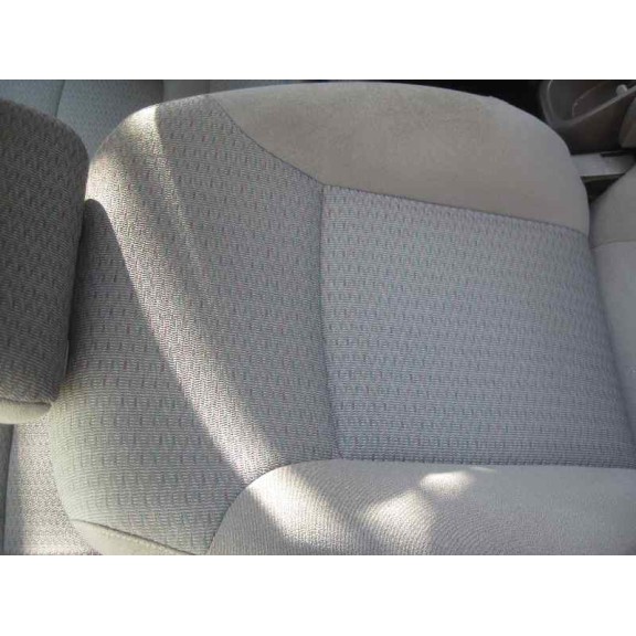 kia rio del año 2000