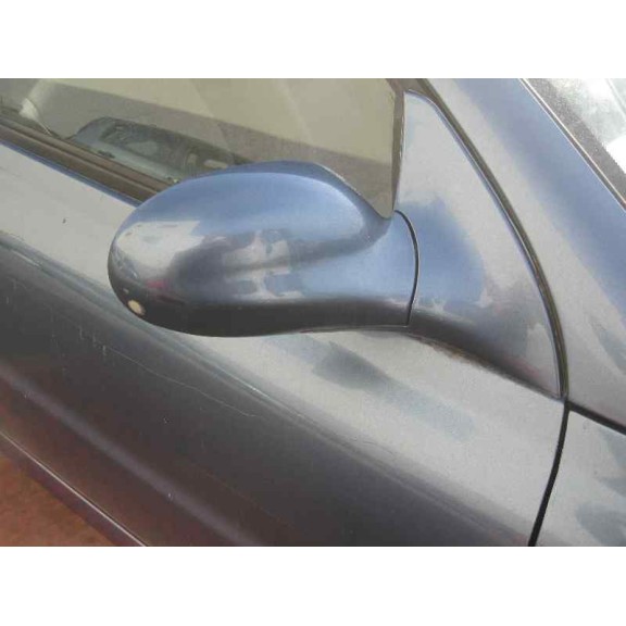 kia rio del año 2000