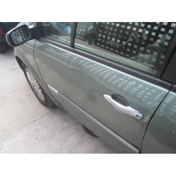 renault grand scenic del año 2004