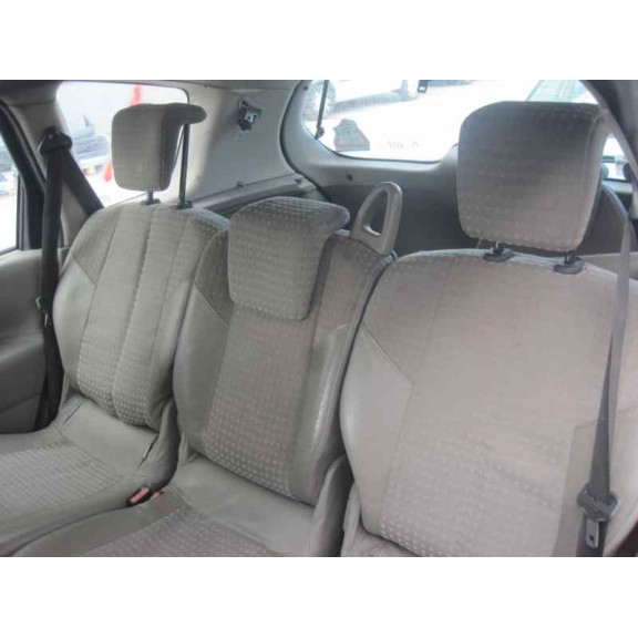 renault grand scenic del año 2004