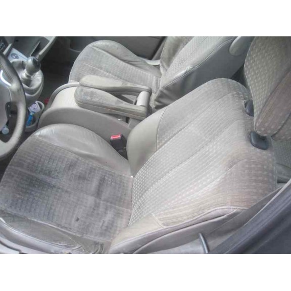 renault grand scenic del año 2004