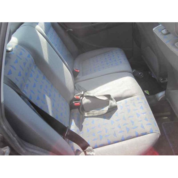 seat cordoba berlina (6k2) del año 2002