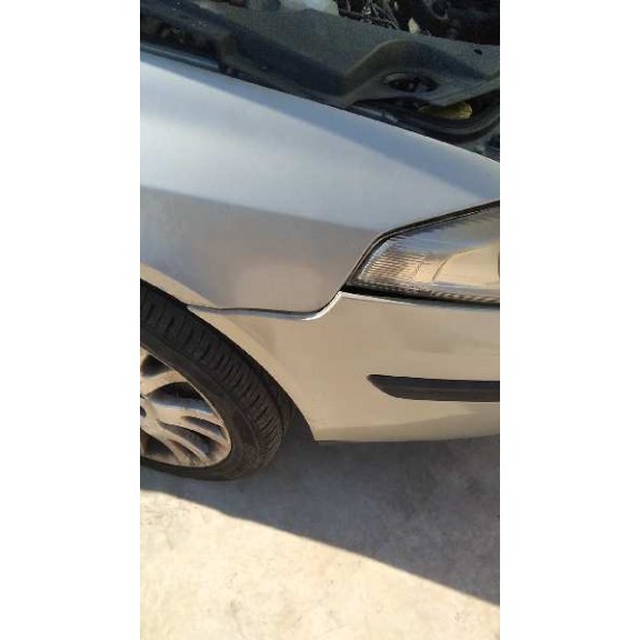 renault laguna ii (bg0) del año 2001