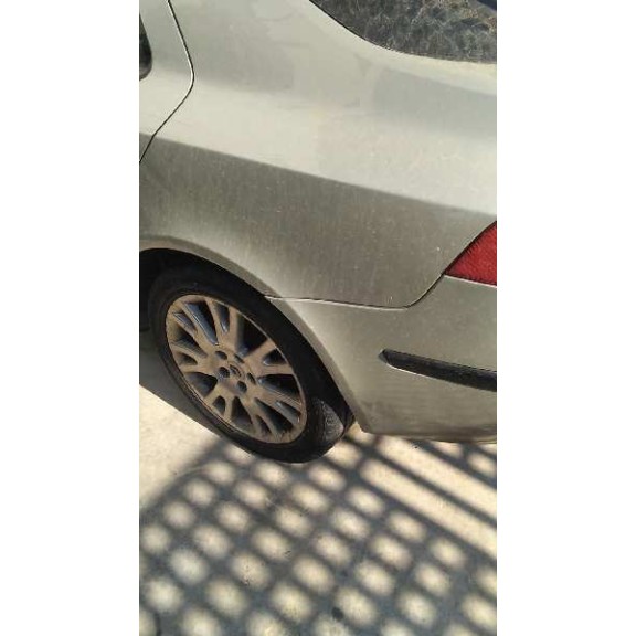 renault laguna ii (bg0) del año 2001