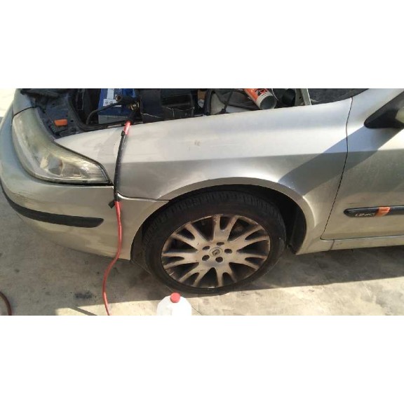 renault laguna ii (bg0) del año 2001